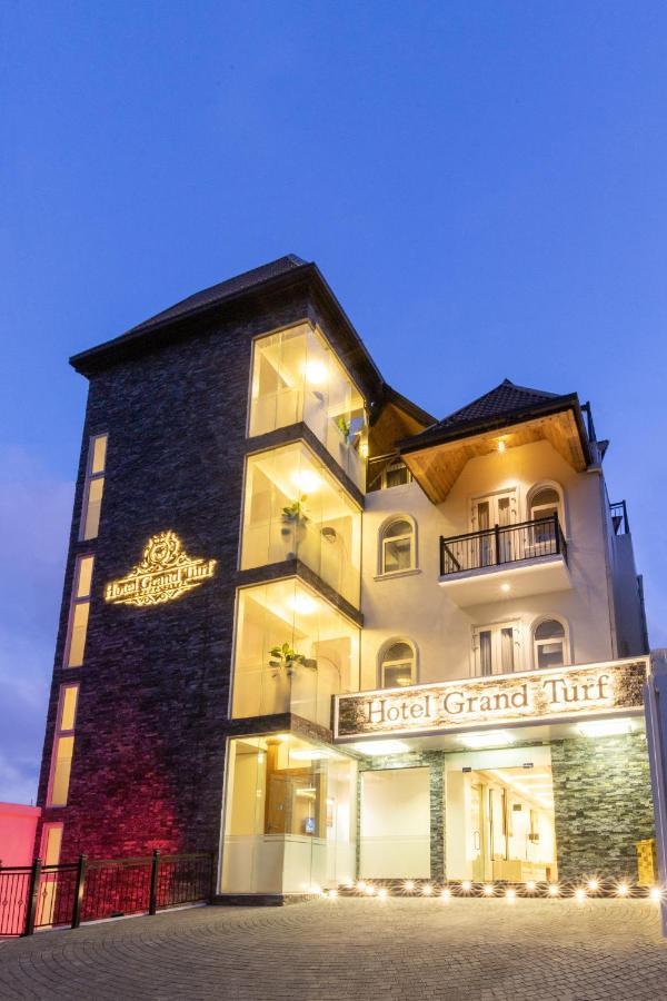 Hotel Grand Turf Нувара-Элия Экстерьер фото
