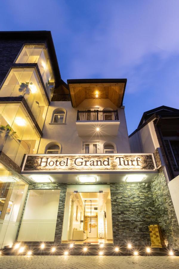 Hotel Grand Turf Нувара-Элия Экстерьер фото