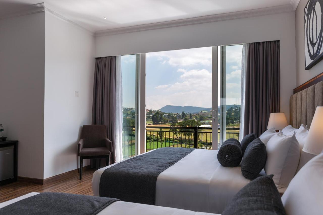 Hotel Grand Turf Нувара-Элия Экстерьер фото